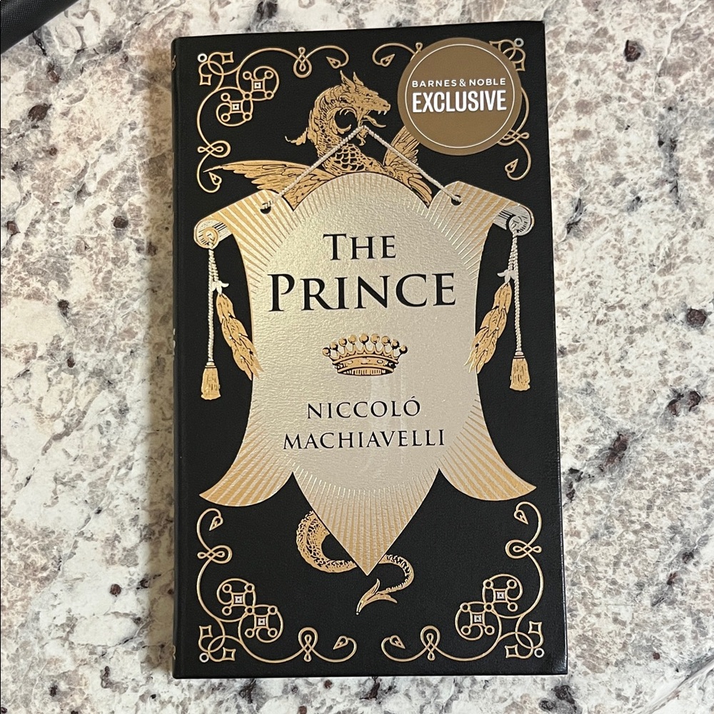 The Prince by Niccolò Machiavelli - Exclusive Black and Gold Edition